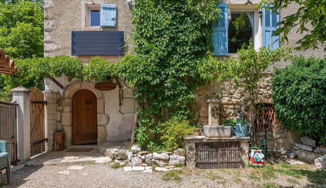 Cottage for Four in Nature, Préalpes d'Azur Regional Natural Park