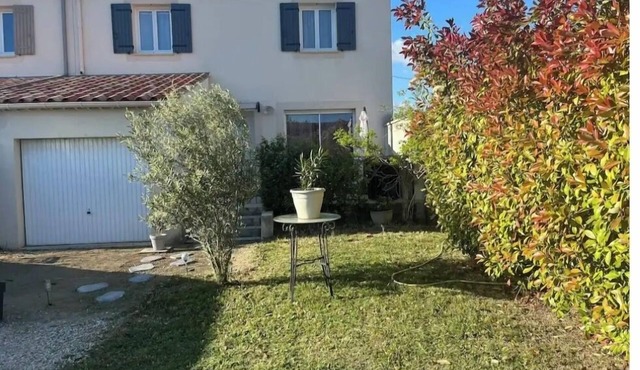 Country house between the Dentelles and Mont Ventoux