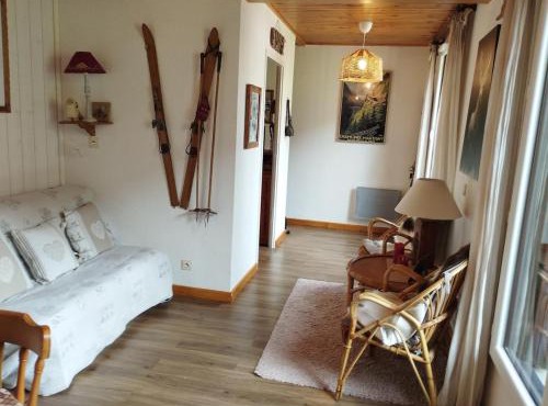 Cozy studio à coté du lac in Jausiers