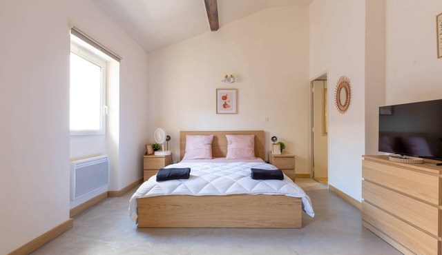 Cozy Studio in the Opéra-Vieux Port Neighborhood