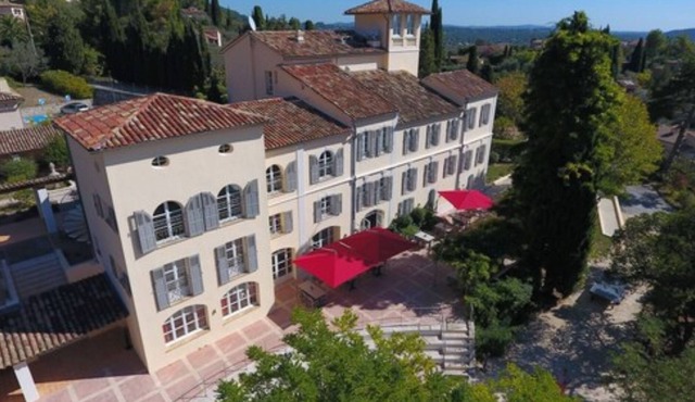 Domaine La Tour Carrée
