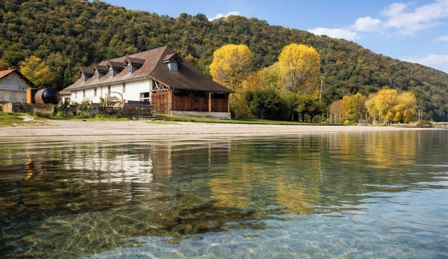 Domaine with sauna and Lake Bourget view