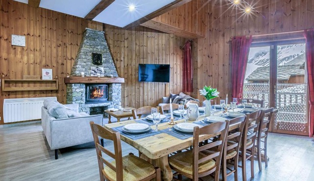 Duplex montagnard rustique avec cheminée, au vieux village de Val-d'Isère, au pied des pistes - FR-1-694-71 in Val-d'Isère