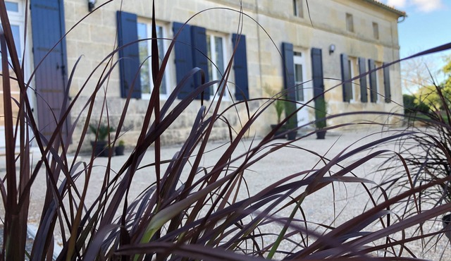 Eden: accommodation in a 6-8p. country house, 15 Kms from Jonzac in Rouffignac