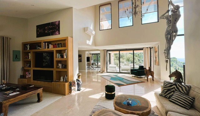 Enjoy - 5 suites, sea view and pool, Californie