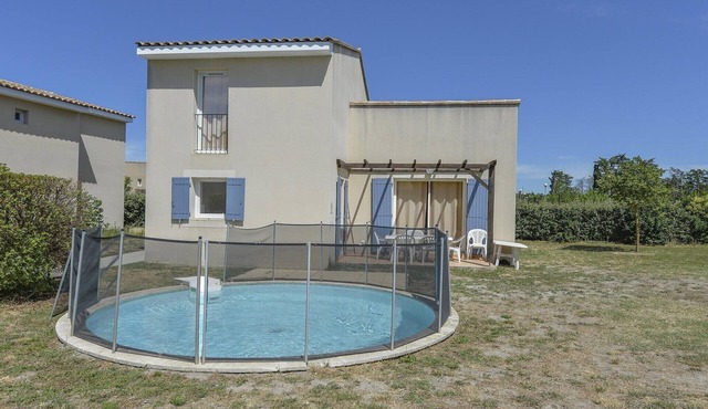 Provence Villa for 8 with Private Pool