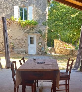 Gîte familial 10 pers spa de juin à septembre