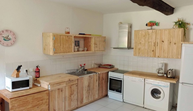 Gite in Cathar country and swimming pool in Chalabre
