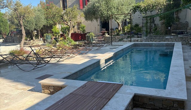 Gite in the Vines Le Borie at Mas des Armouriers, with Pool
