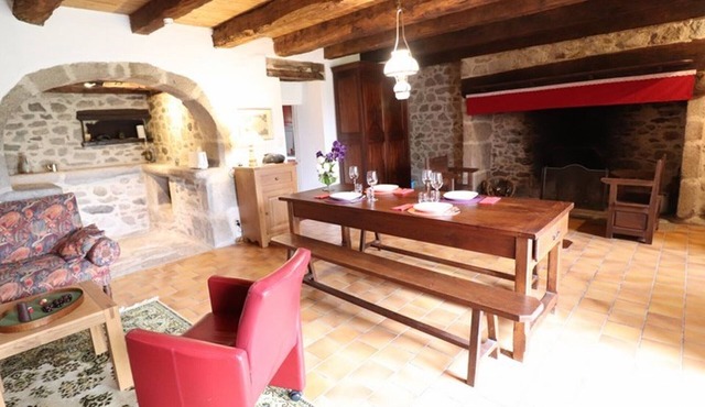 Gite Parlan, 2 bedrooms, 4 persons in Parlan