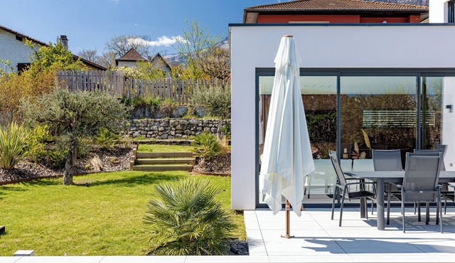 Gorgeous 4-bedroom house with AC in charming Bernin France