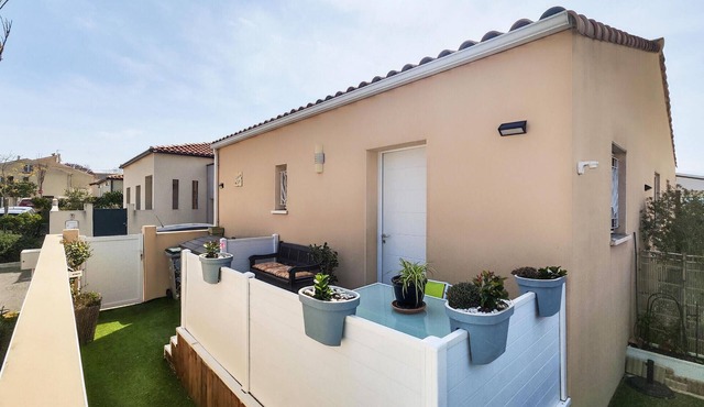 Gorgeous home in Capestang with WiFi