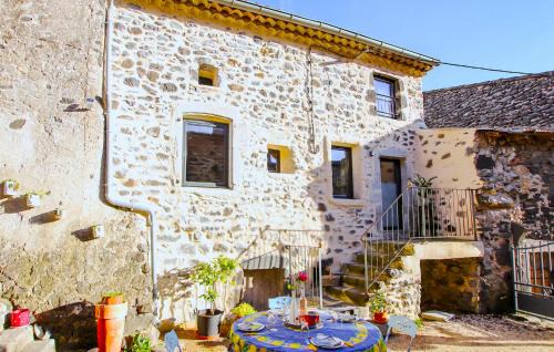 Gorgeous Home In Rochessauve With Wifi in Rochessauve