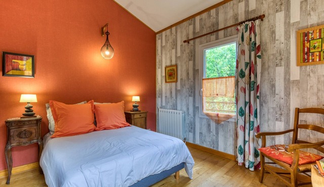 Guest Room "Chambre Marissou" with Shared Pool, Terrace, and Wi-Fi