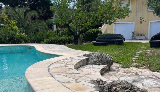 Havre de paix. 2 Private Appartment de 70m2 +pool + pool House garden + barbecue