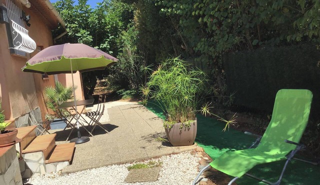 Homerez - Apartment in Le Muy, garden view