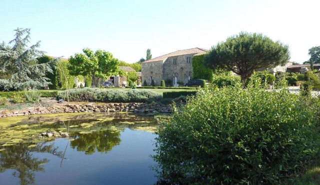 Homerez - House in Landevieille in Landevieille