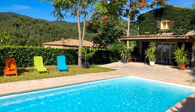 Homerez - Villa in Rocher, pool & mountain view