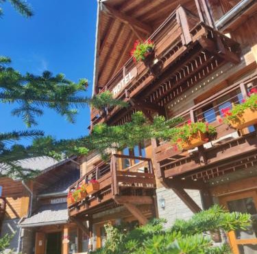 Hotel L'Ecrin des Neiges in La Joue du Loup