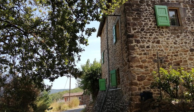 House between Anduze and Saint-Jean du Gard in THOIRAS