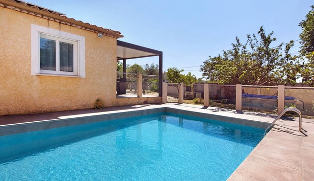 House with Pool in Anduze – Peace, Nature, and Relaxation