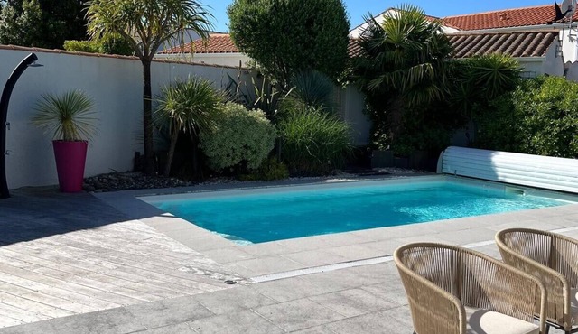 House with swimming pool 500m from the beach - île d'Oléron in Dolus-d'Oléron