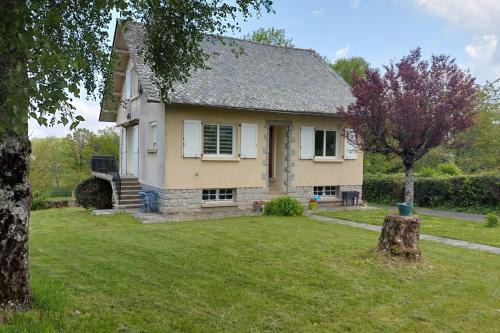 La Maison des 3 Bouleaux in Lafeuillade-en-Vézie