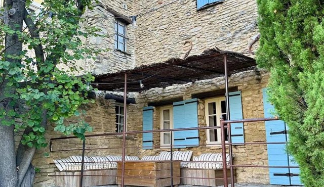 La maison Haut-perché townhouse with view and jacuzzi
