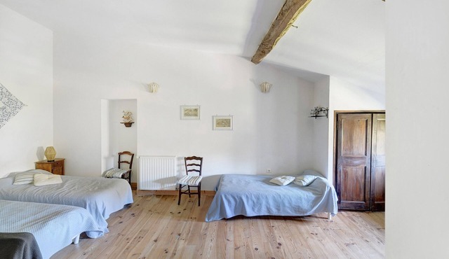 “La Mare” Guest Room with Shared Terrace, Communal Garden & Wi-Fi
