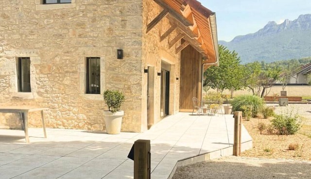 LA VILLA DE PAUL - YENNE