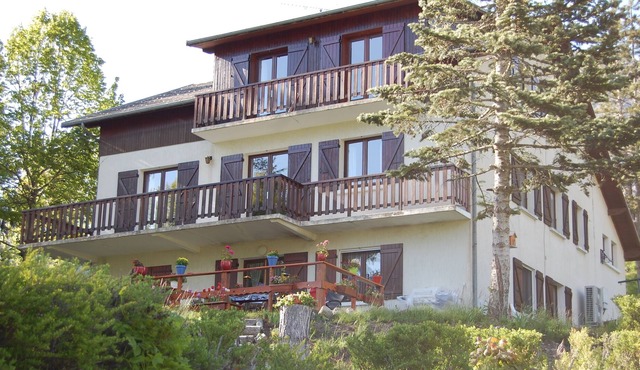 Large renovated cottage, 4 stars