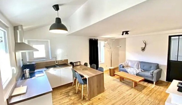 Le chalet - 5-person apartment with parking in Savignac-les-Ormeaux
