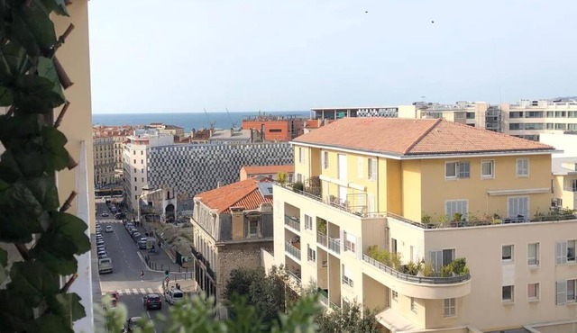 LE GRAND JOLIETTE - Aperçu mer - 2 balcons - Idéal Groupes - by experienceimmo
