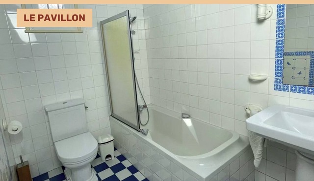 Le Pavillon, Logement a Proximité de Notre Piscine au Coeur de la Sologne in Clémont