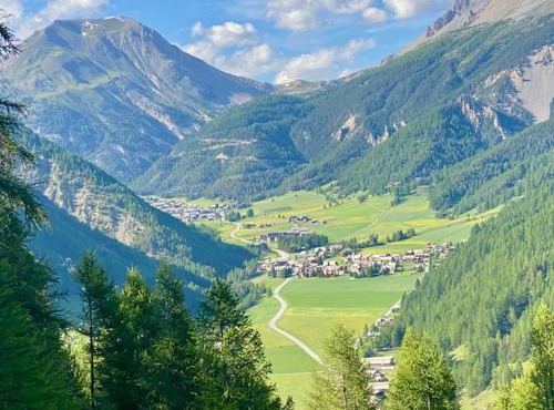 Les granges d'Arvieux vue sur le Queyras