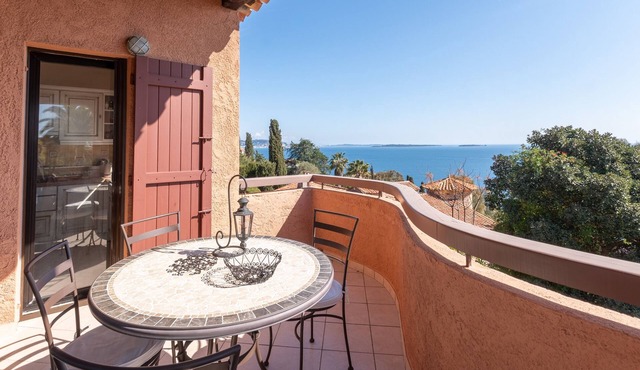 Les Jardins de Théoule - Avec balcon vue Mer