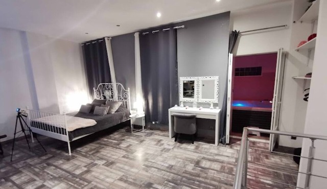Loft 100 M2 Avec Jacuzzi, Sauna, à 10 Minutes du Vieux Port.marseille 4 ème