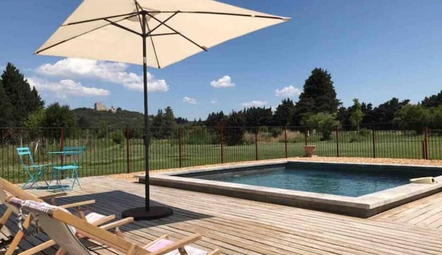 Loft SPA and swimming pool in the countryside, near l'Isle/Sorgue
