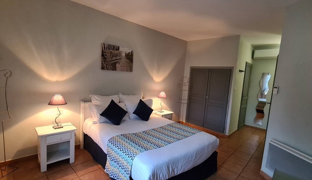 Logis Hotel La Bastide St Bach