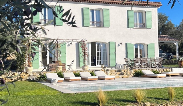 Lou Masadous : Magnifique Villa Tout Confort Avec Piscine Chauffée 11x3.5
