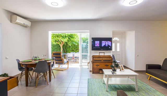 Luxury Provence Villa with Private Pool, Jacuzzi & Beautiful Gardens - La Valette