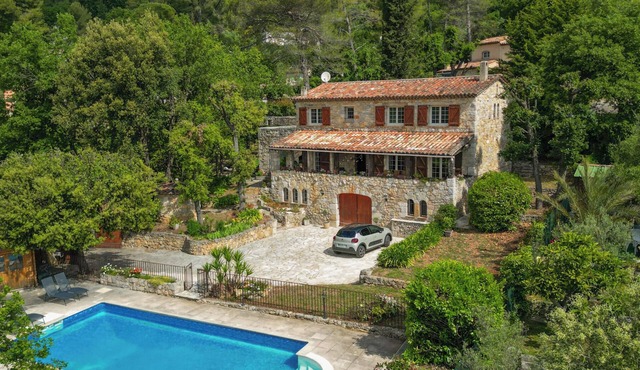 Magnificent stone villa near Grasse, Mougins, Cannes.