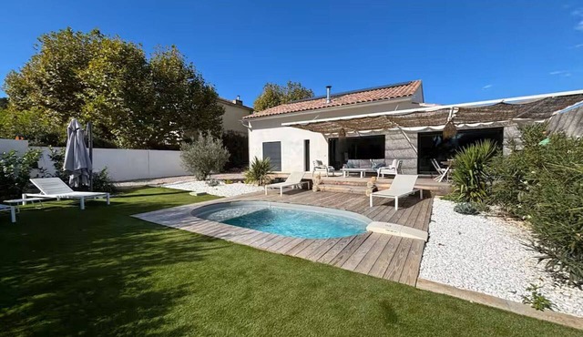 Magnificent villa with swimming pool in Marseille