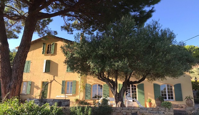 Magnifique Maison Familiale Avec vue sur la Baie de Sanary