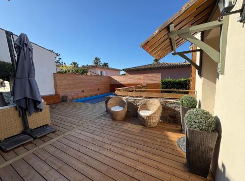 Magnifique villa 8 personnes piscine plage 15 min a pied