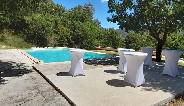 Maison de prestige au cœur du luberon/LUXURY ESTATE IN THE HEART OF THE!