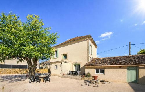 Maison Av Piscine Proche Uzès in Saint-Laurent-la-Vernède