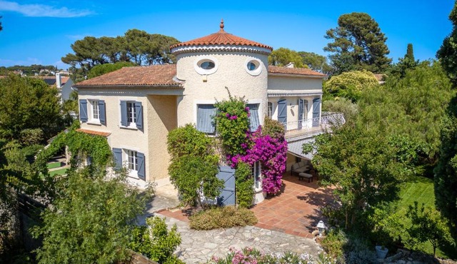 Maison au calme à la Garde entre mer et provence