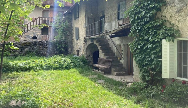 Maison de montagne hamlet of Puy Aillaud Parc des Écrins, Vallouise