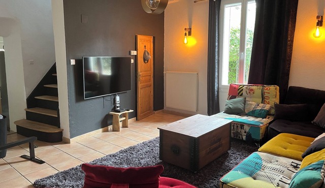 Maison de Ville Emplacement Idéal Pour Découvrir la Provence in Sérignan-du-Comtat